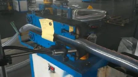 Fabrikdirekter transparenter, spiralförmiger, mit Stahldraht verstärkter flexibler PVC-Wasser- und Kraftstoffschlauchkanal